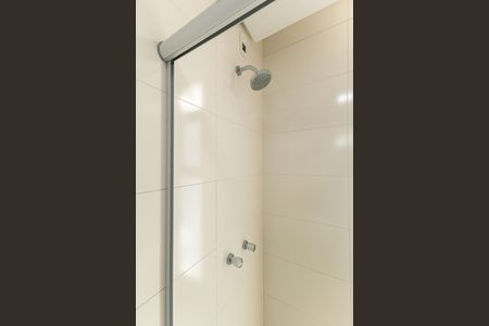 Casa de condomínio para alugar com 150m², 3 quartos e 2 vagasBanheiro da Suíte