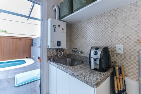 Casa de condomínio para alugar com 150m², 3 quartos e 2 vagasÁrea de Serviço