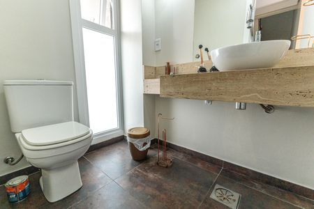 Casa de condomínio para alugar com 150m², 3 quartos e 2 vagasLavabo