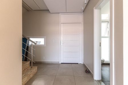 Casa de condomínio para alugar com 150m², 3 quartos e 2 vagasSala