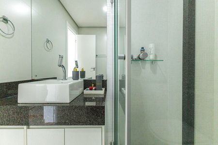 Casa de condomínio para alugar com 150m², 3 quartos e 2 vagasBanheiro Social - 2 andar