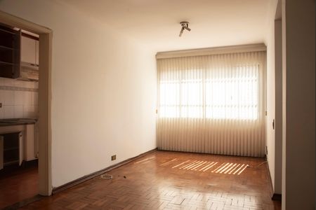 Apartamento à venda com 66m², 2 quartos e 1 vagaSala