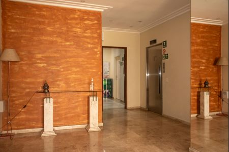 Apartamento à venda com 66m², 2 quartos e 1 vagaHall social