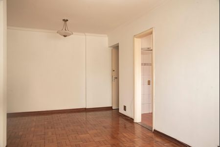 Apartamento à venda com 66m², 2 quartos e 1 vagaSala
