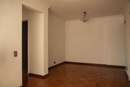 Apartamento à venda com 66m², 2 quartos e 1 vagaSala
