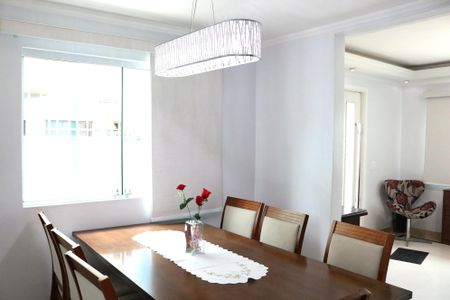 Casa à venda com 158m², 4 quartos e 2 vagasSala de Jantar