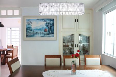 Casa à venda com 158m², 4 quartos e 2 vagasSala de jantar