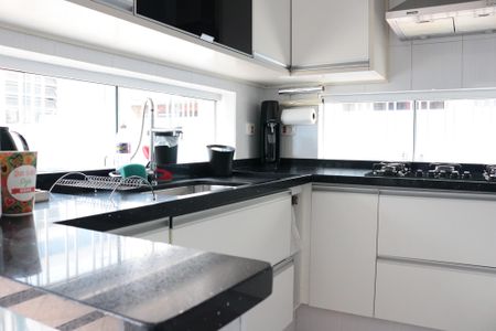 Casa à venda com 158m², 4 quartos e 2 vagasCozinha