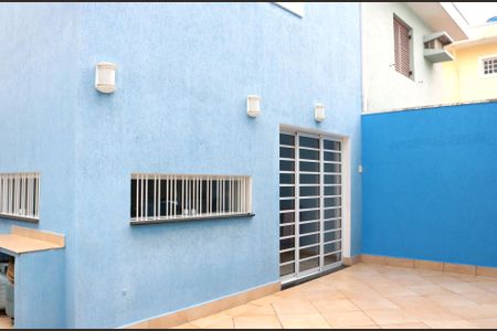 Casa à venda com 158m², 4 quartos e 2 vagasQuintal