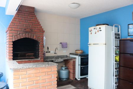 Casa à venda com 158m², 4 quartos e 2 vagasChurrasqueira