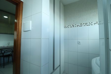 Apartamento para alugar com 57m², 2 quartos e 1 vagaÁrea de Serviço