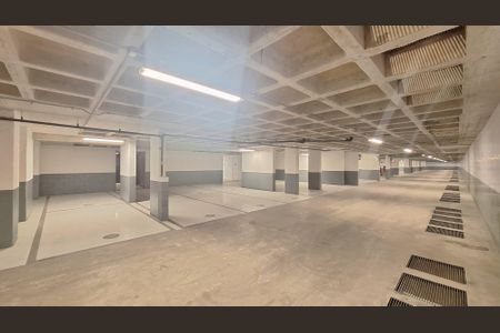 Apartamento à venda com 180m², 3 quartos e 2 vagas Apartamento à venda com 180m², 3 quartos e 2 vagasGaragem