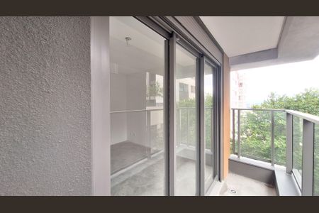 Apartamento à venda com 180m², 3 quartos e 2 vagas Apartamento à venda com 180m², 3 quartos e 2 vagasVaranda da Suíte 3