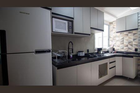 Apartamento para alugar com 43m², 2 quartos e 1 vaga Apartamento para alugar com 43m², 2 quartos e 1 vagaCozinha e Área de Serviço