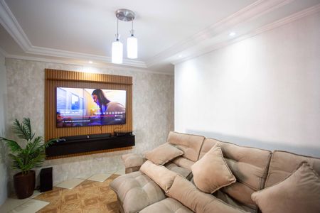 Casa à venda com 175m², 4 quartos e 3 vagasSala