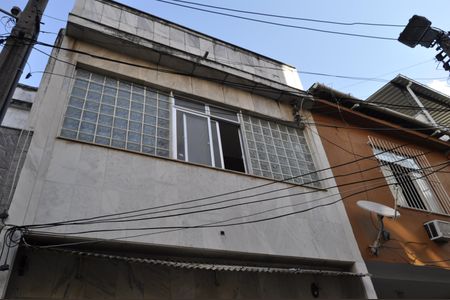Casa à venda com 120m², 3 quartos e 1 vagaFachada