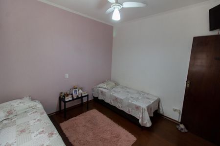 Casa para alugar com 194m², 3 quartos e 4 vagasQuarto 2