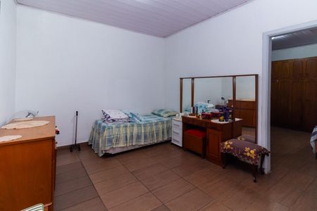 Casa à venda com 248m², 3 quartos e 5 vagasQuarto 2