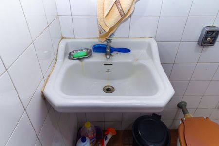 Casa à venda com 248m², 3 quartos e 5 vagasBanheiro 2