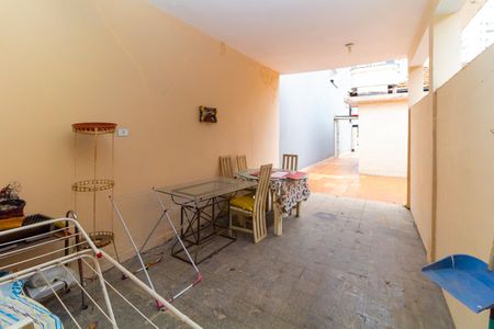 Casa à venda com 248m², 3 quartos e 5 vagasÁrea de Serviço/Garagem