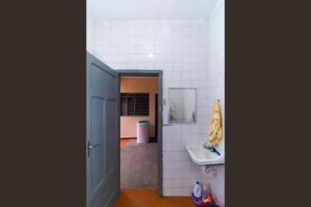 Casa à venda com 248m², 3 quartos e 5 vagasBanheiro 2