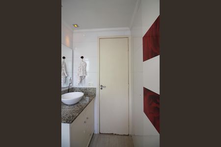 Apartamento à venda com 55m², 2 quartos e 1 vagaBanheiro Social