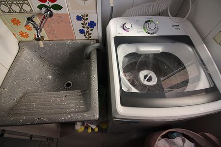 Apartamento à venda com 55m², 2 quartos e 1 vagaCozinha e Área de Serviço