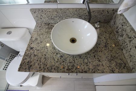 Apartamento à venda com 55m², 2 quartos e 1 vagaBanheiro Social