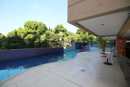 Apartamento à venda com 115m², 3 quartos e 2 vagasPiscina