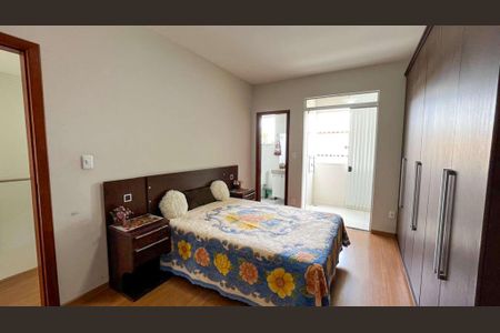 Casa à venda com 152m², 3 quartos e 2 vagas