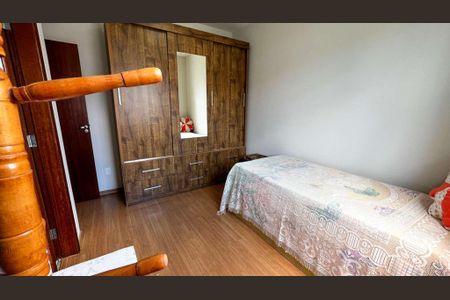 Casa à venda com 152m², 3 quartos e 2 vagas