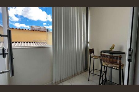 Casa à venda com 152m², 3 quartos e 2 vagas