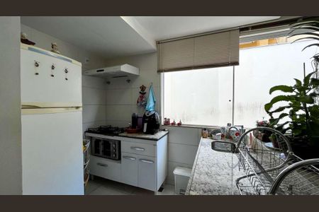Casa à venda com 152m², 3 quartos e 2 vagas