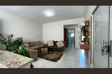 Casa à venda com 152m², 3 quartos e 2 vagas