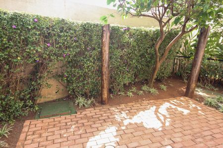 Apartamento para alugar com 74m², 2 quartos e 1 vaga Apartamento para alugar com 74m², 2 quartos e 1 vagaÁrea comum