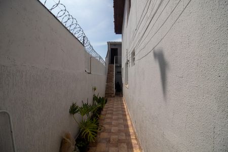 Casa à venda com 141m², 3 quartos e 2 vagasCorredor