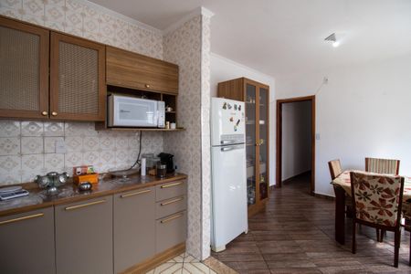 Casa à venda com 141m², 3 quartos e 2 vagasCozinha