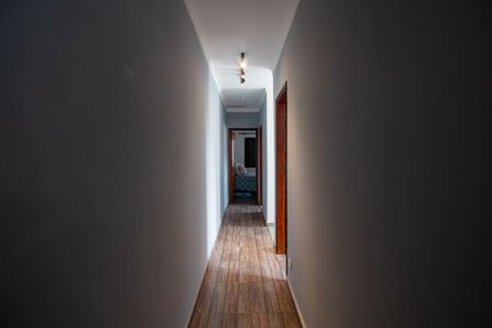 Casa à venda com 141m², 3 quartos e 2 vagasCorredor