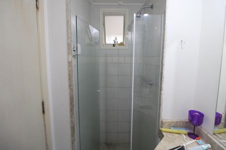 Apartamento à venda com 77m², 3 quartos e 2 vagasBanheiro Suíte 