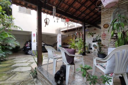 Casa de condomínio para alugar com 500m², 4 quartos e 2 vagasQuintal