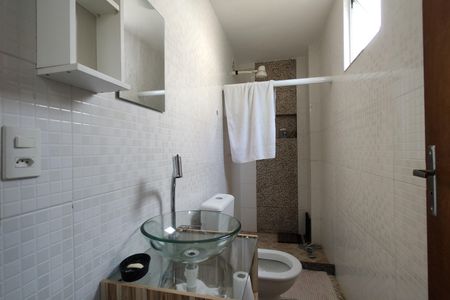 Casa de condomínio para alugar com 500m², 4 quartos e 2 vagasBanheiro Edícula