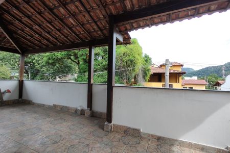 Casa de condomínio para alugar com 500m², 4 quartos e 2 vagasTerraço