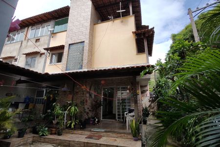 Casa de condomínio para alugar com 500m², 4 quartos e 2 vagasQuintal