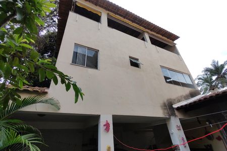 Casa de condomínio para alugar com 500m², 4 quartos e 2 vagasEdícula