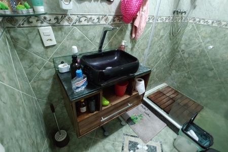 Casa de condomínio para alugar com 500m², 4 quartos e 2 vagasBanheiro Social