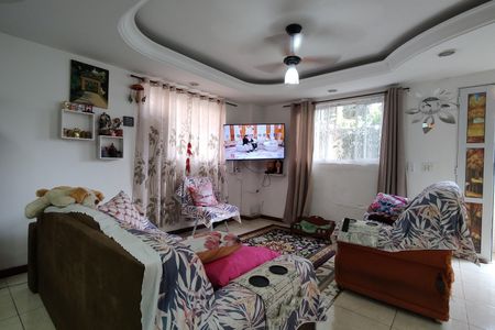 Casa de condomínio para alugar com 500m², 4 quartos e 2 vagasSala