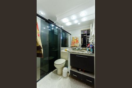 Apartamento à venda com 131m², 3 quartos e 3 vagasSuíte - Banheiro