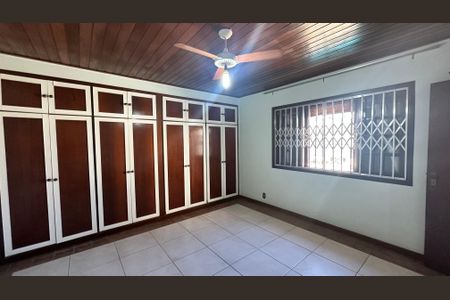 Casa de condomínio à venda com 600m², 6 quartos e 4 vagasQuarto 5