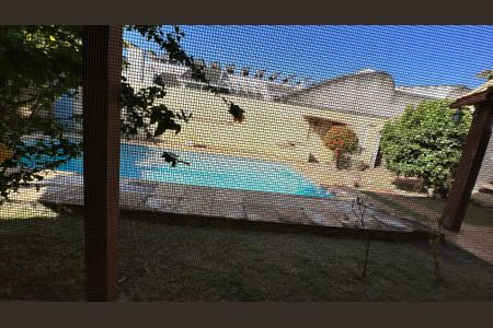 Casa de condomínio à venda com 600m², 6 quartos e 4 vagasQuarto 2