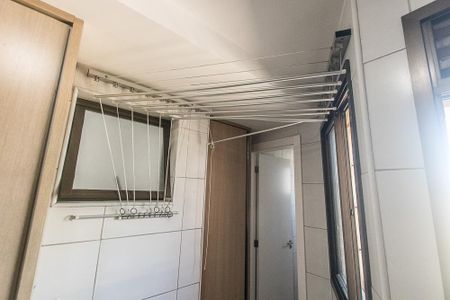 Apartamento para alugar com 80m², 3 quartos e 1 vagaÁrea de Serviço